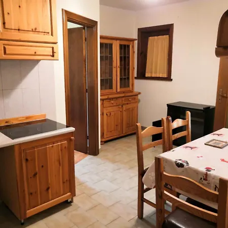 Chalet Lago Apartment Livigno